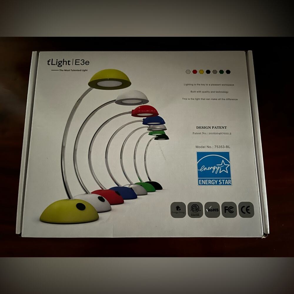 Energy Star Desk Lamp | tLight E3e Color: Black